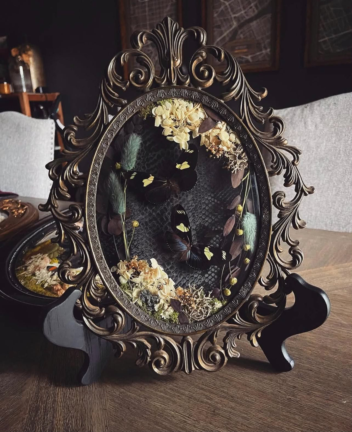 THE OBSIDIAN GARDEN